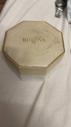 bulova watch in good condition with box