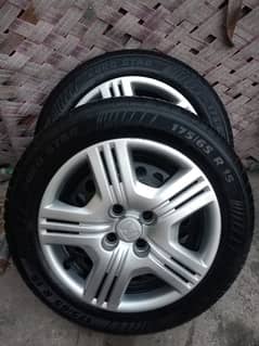 honda city orignal tyres set