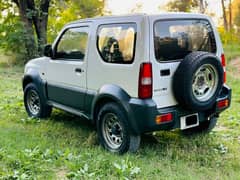 Suzuki Jimny 2009 as good as new