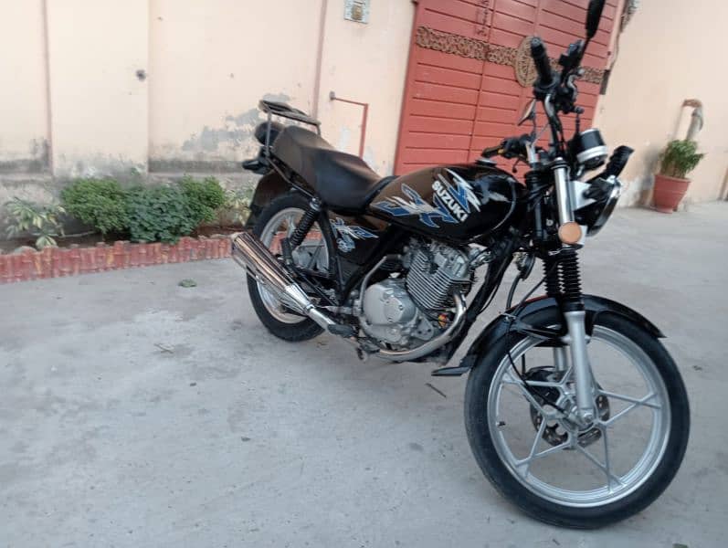 SUZUKI GS 150 SE (2020) Tourism Enthusiasts 6