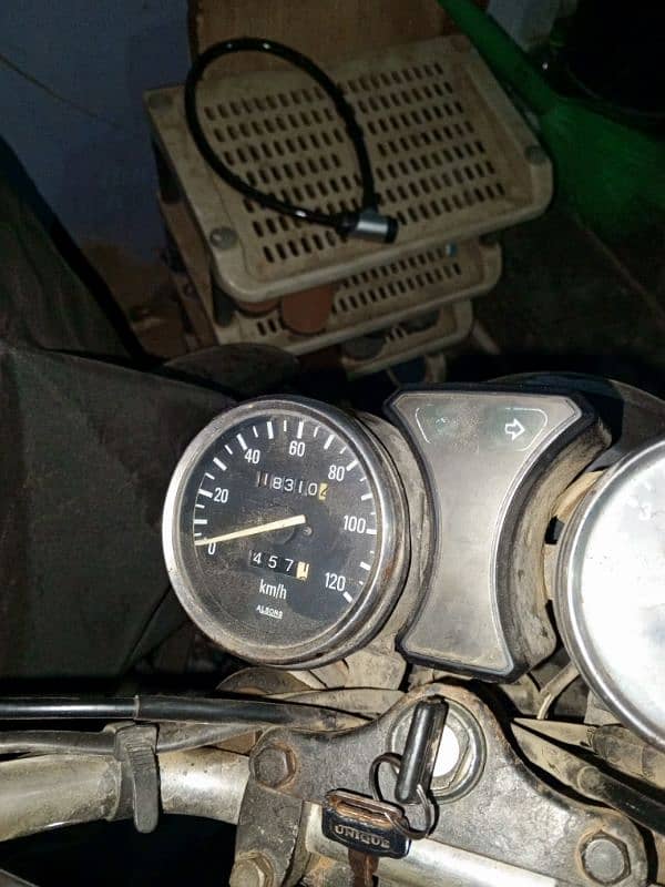 Suzuki GS 150 SE totol oregnal seld urgent sell 4