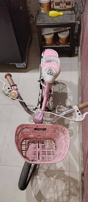 Bicycles 4 age to 8 age taq ka bacho ka liyav 2