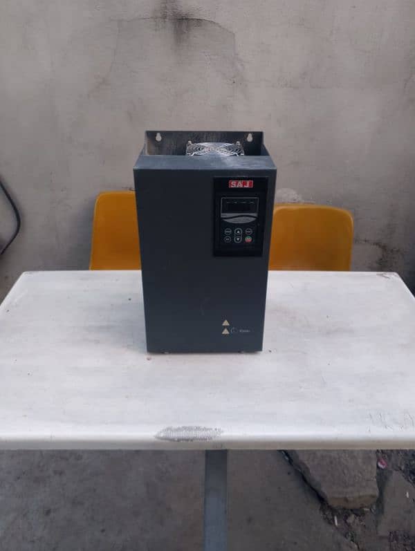 25KW 3 phase VFD Solar Pump Inverter 0