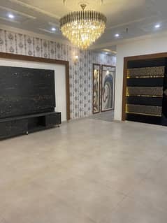 01 KANAL TILE FLOOR UPPER PORTION FOR RENT IN JOHAR TOWN LAHORE