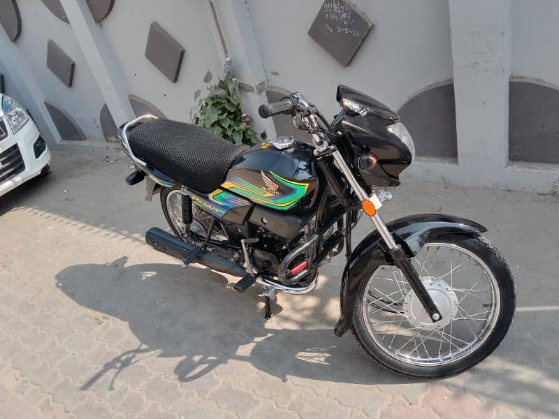 Honda pridor for sale Okara contact number 03136746964 3