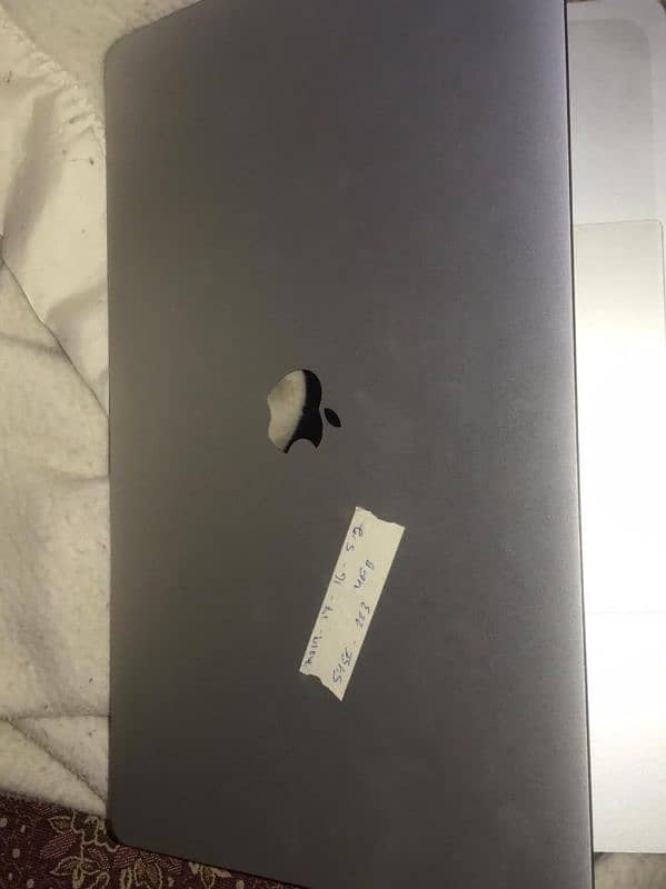 Apple MacBook Pro 2019  _15inch i9 32/512 3