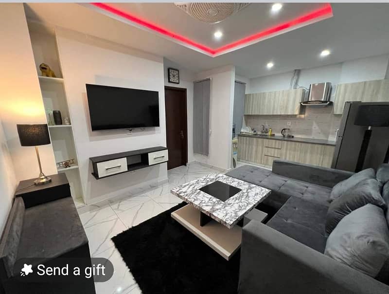 1 Bedroom VIP Full furnish flat per day available in Bahria town Lahore 7