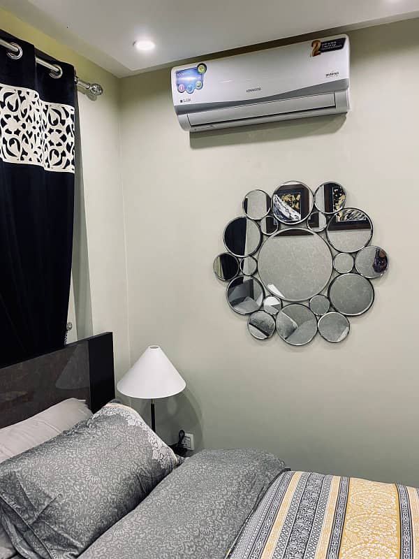 1 Bedroom VIP Full furnish flat per day available in Bahria town Lahore 4