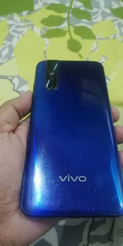 Vivo v15 Pro 4