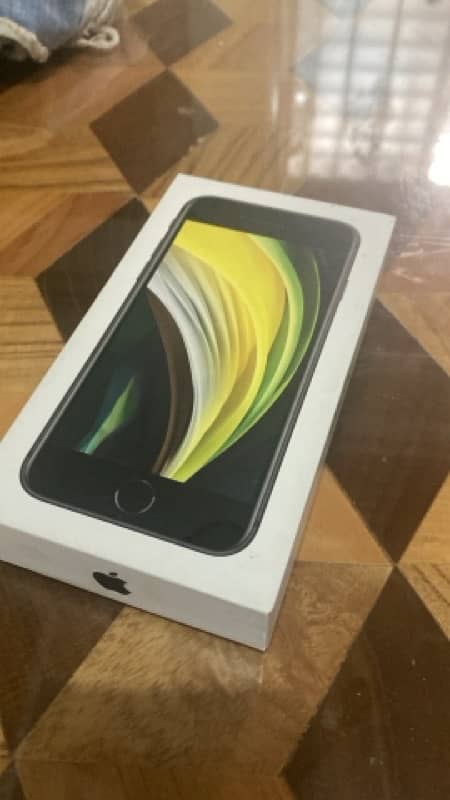 i phone se 2020 jv 64 gb with box water pack only whatsapp 03265027129 2