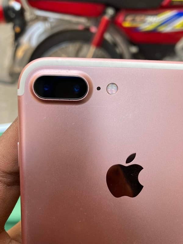 iPhone 7 plus pta approved 1