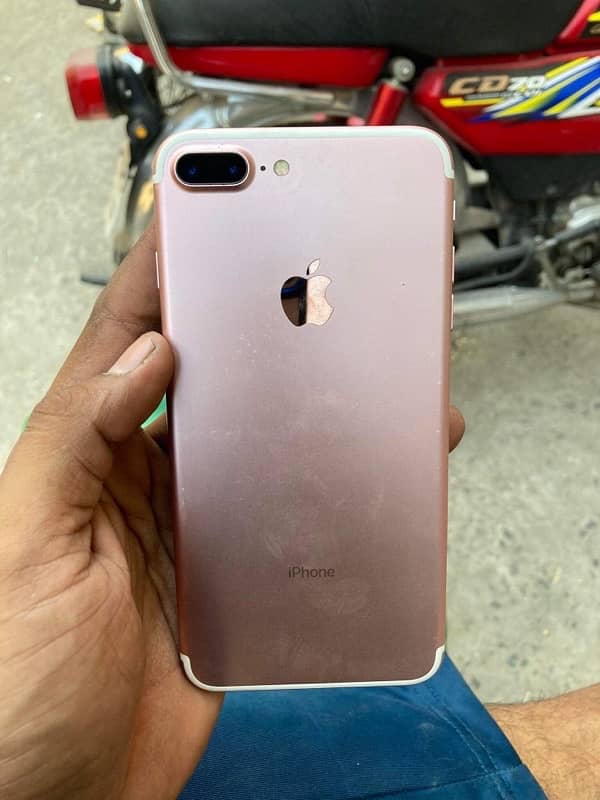 iPhone 7 plus pta approved 4