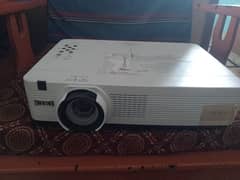 projector is good condition working