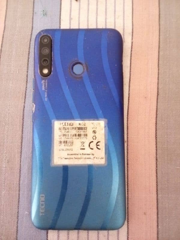 Tecno spark 4 0