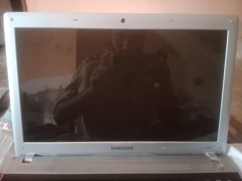 Samsung used laptop 1