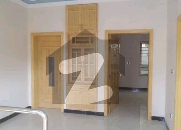 A 10 Marla Upper Portion Located In G-9/4 Is Available For Rent 3