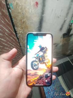 35000 iphone xr 64 gb wthar pak 10/10