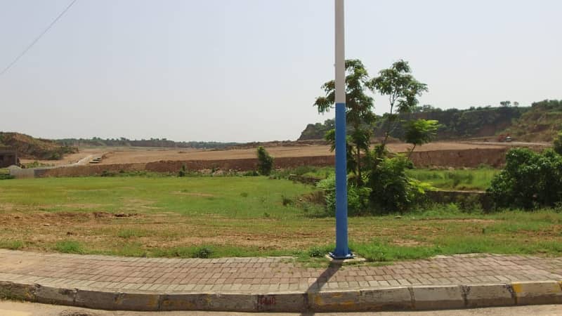 commercial plot for sale 13