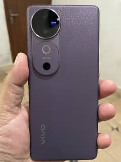 vivo v 40 10/10