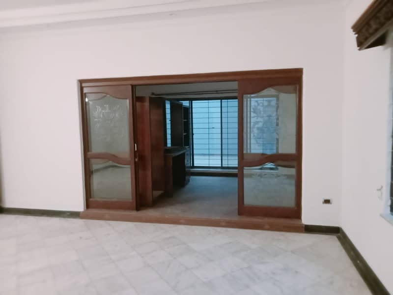 Luxurious 2 Kanal House For Sale In DHA Phase 2, Islamabad 14