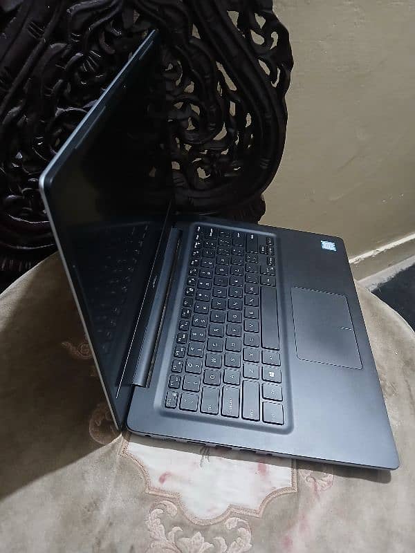 Dell Laptop Cor i5 8th Gen 2