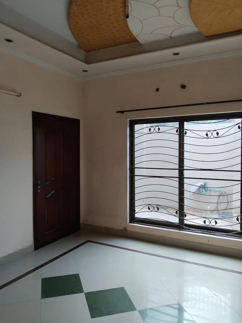 8 Marla Lower Portion For Rent In Johar town 4