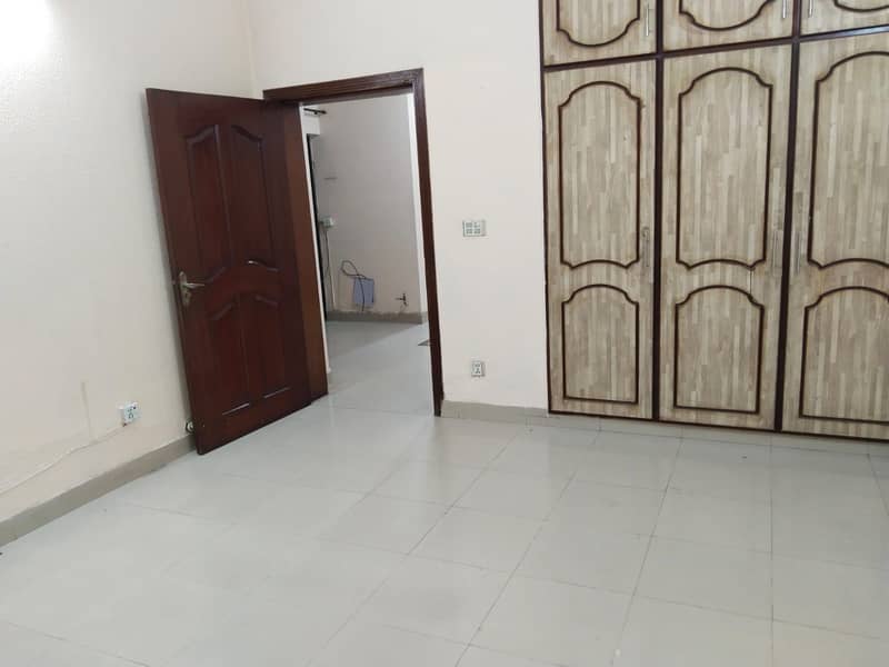 8 Marla Lower Portion For Rent In Johar town 7