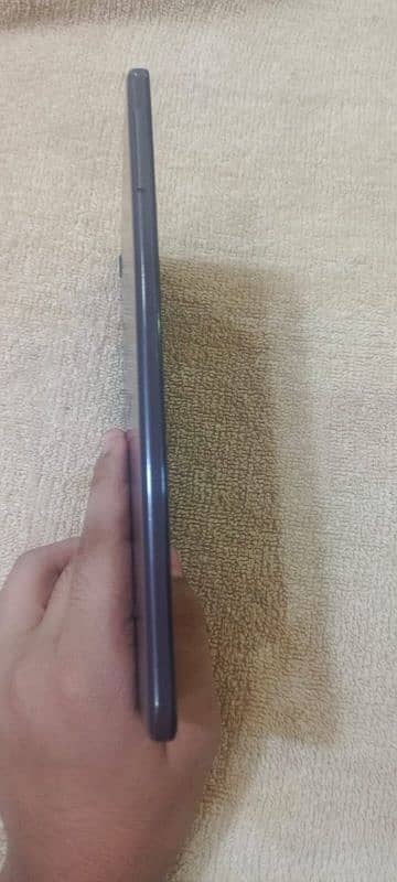 to cheapSamsung galaxy tab a 8.4 for sale screen broken 4