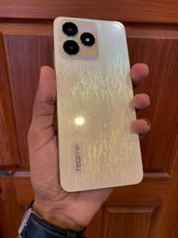 Realme C53 6/128 n tecno 19 neo 0