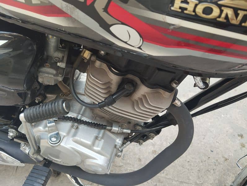 Honda 125 2024 model Showroom condition for sale 7