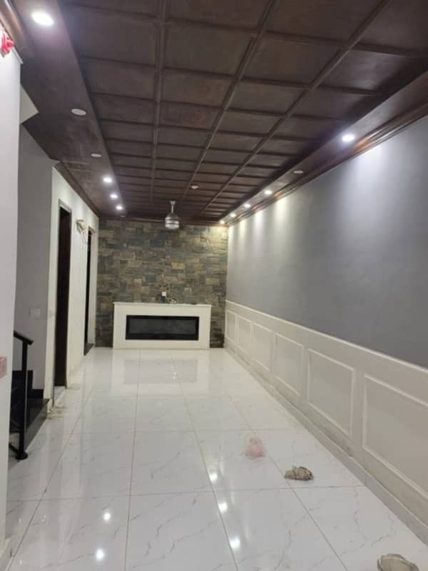 Elegant 5 Marla Brand New House for Sale in DHA 9 Town - Ready to Move In! 2