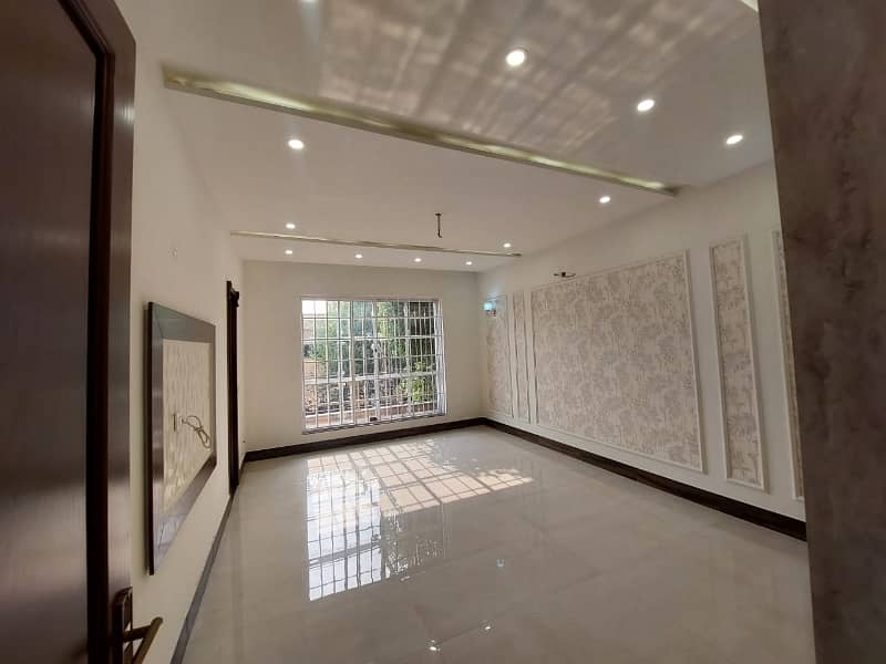 10 Marla House For Sale Is Available In Johar Town Phase 1 12