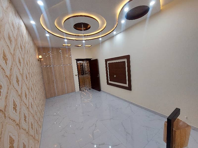 10 Marla Brand New House On 65 Ft Road For SALE In Johar Town 11