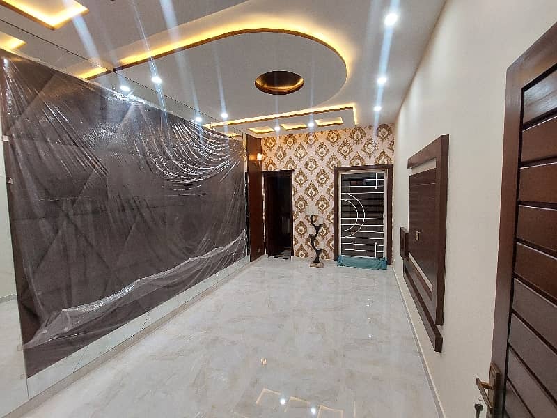 10 Marla Brand New House On 65 Ft Road For SALE In Johar Town 13