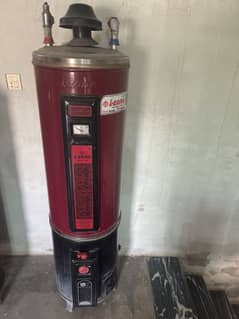 i zone Company geyser. condition 10 by 10.35 gallon