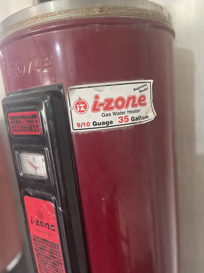 i zone Company geyser. condition 10 by 10.35 gallon 2