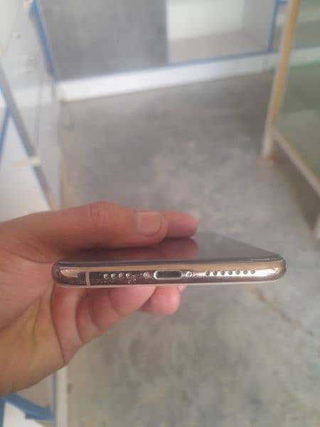 i phone xs max 64 gb 77 battery  health 03488444782 2