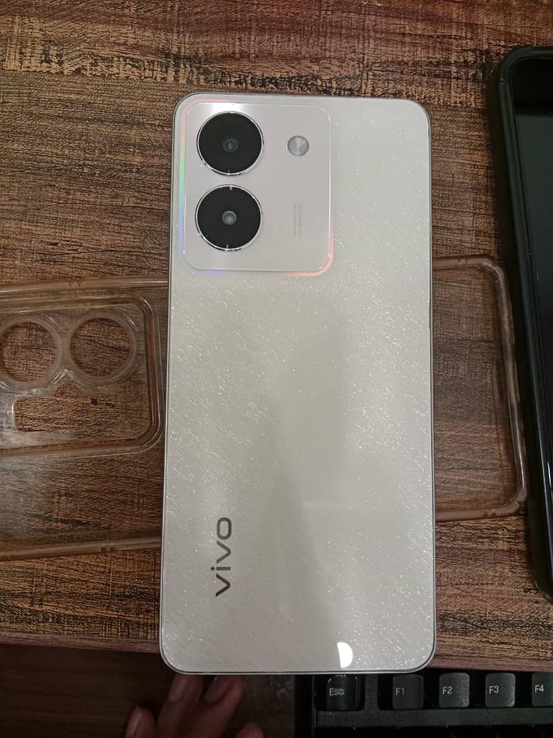 vivo y36 8+8 = 256 1