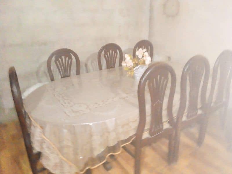 8 seater dinning table 3