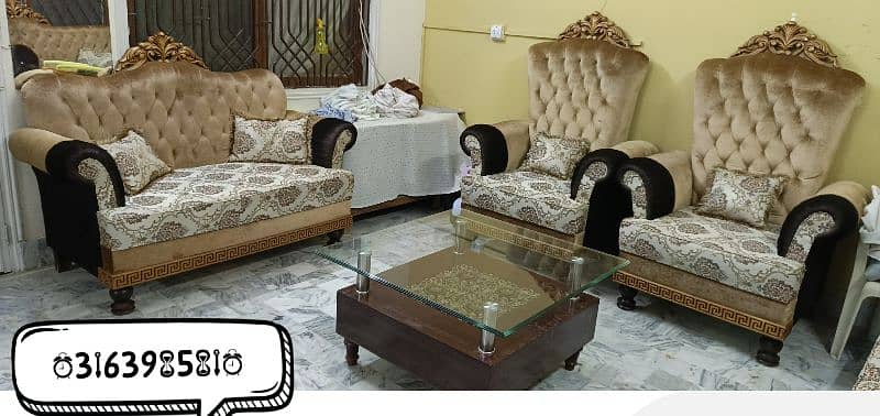 LUXURY CROWN SOFA + CUSHIONS + CENTER TABLE 2