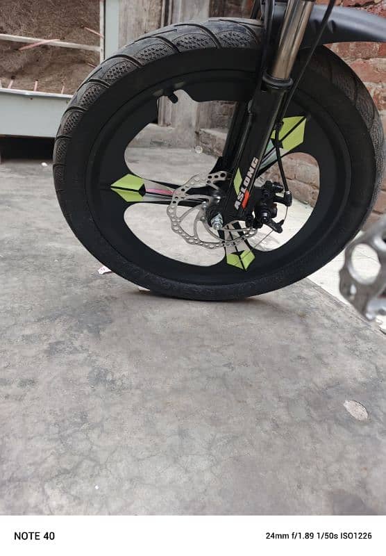 new China cycle speed disc brake and shock 0