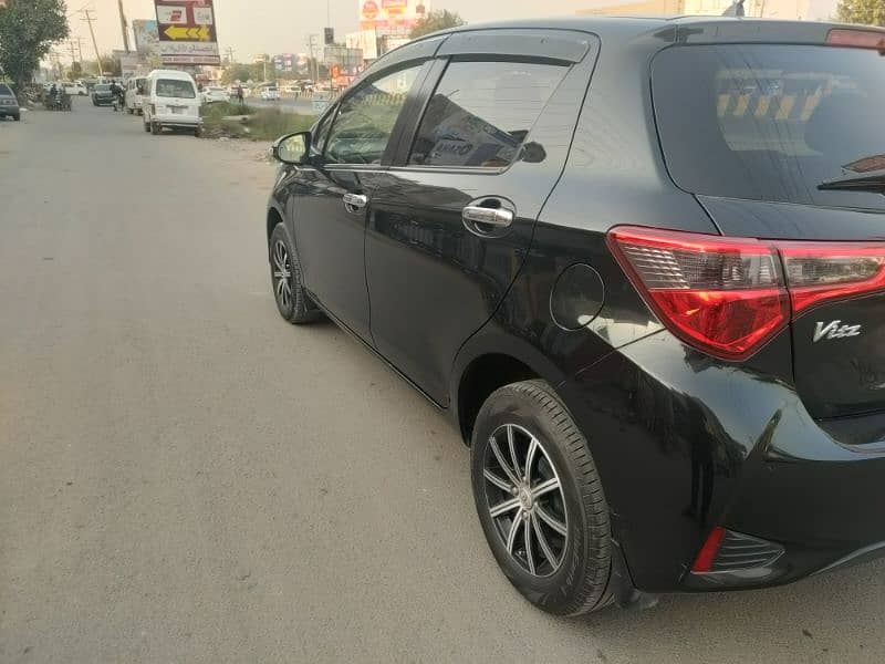 Toyota Vitz 2018 5