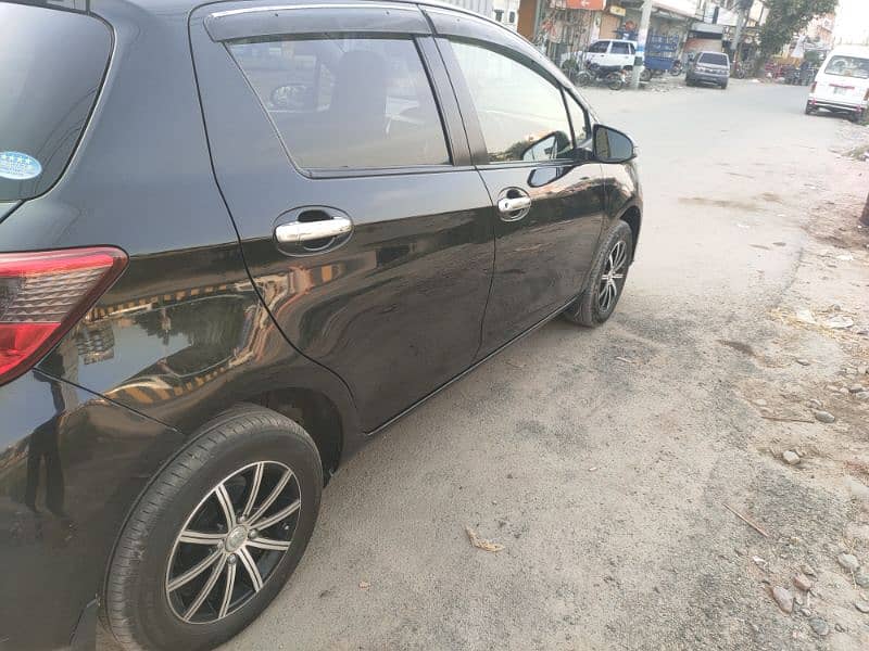 Toyota Vitz 2018 6