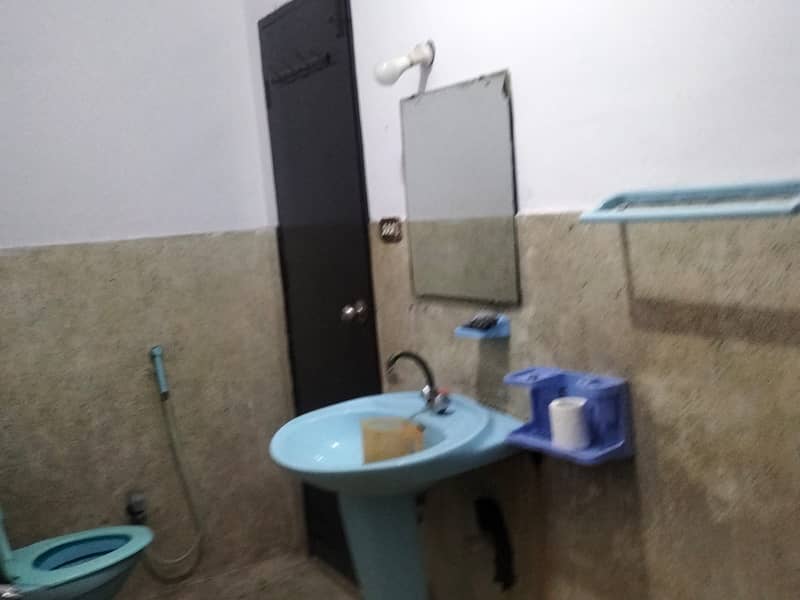 10 Marla House For Sale In Johar Town Block B1 Facing Park Owner Build Hot Location Main Approached Near To Main Road 9