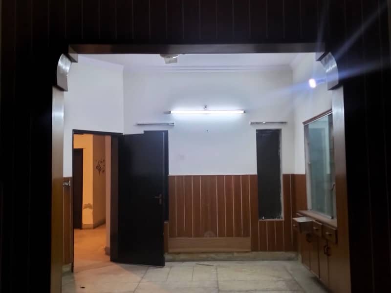 10 Marla House For Sale In Johar Town Block B1 Facing Park Owner Build Hot Location Main Approached Near To Main Road 10