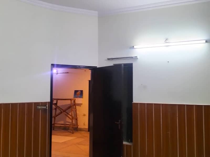 10 Marla House For Sale In Johar Town Block B1 Facing Park Owner Build Hot Location Main Approached Near To Main Road 11