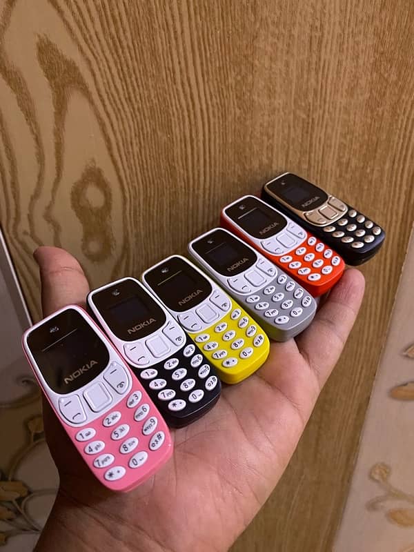 Mini phones dual sim unique sets Mix colors 4