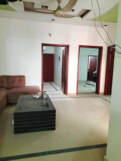 8 marla lower portion for rent in johar town near shadiwal chok for Family and female and bachelor Silent office (Call center + Software house)