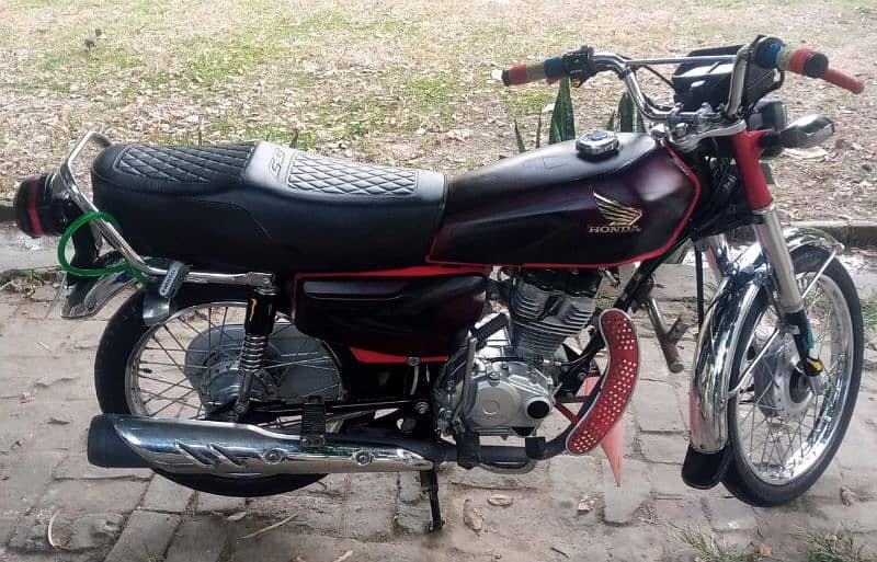 HONDA 125 10/10 CONDITION 2