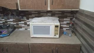 Microwave & Stove